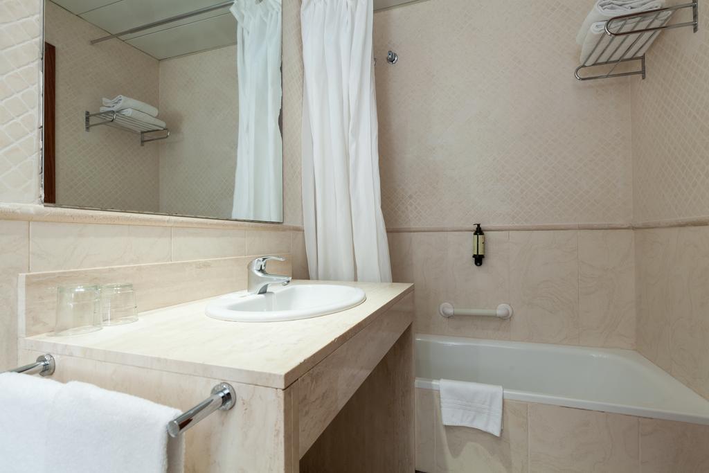 Double or Twin Room,1432162819:JPEG